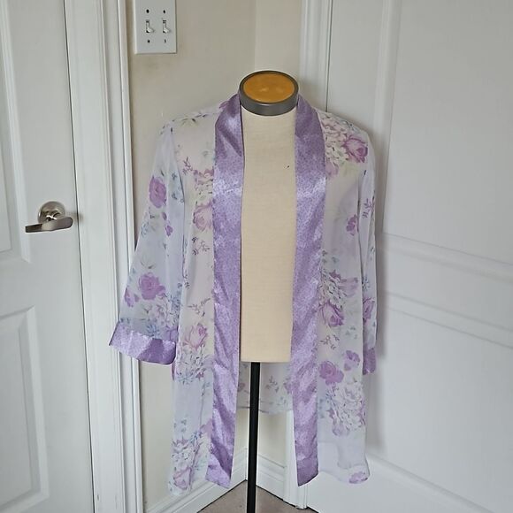 Jaclyn Smith Sleepwear Ladies Pullover Floral Robe W Satin Trim Medium Lavender - Picture 6 of 16